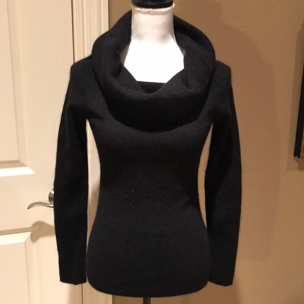 NWT Alex Marie Anamae Black Sweater Size S